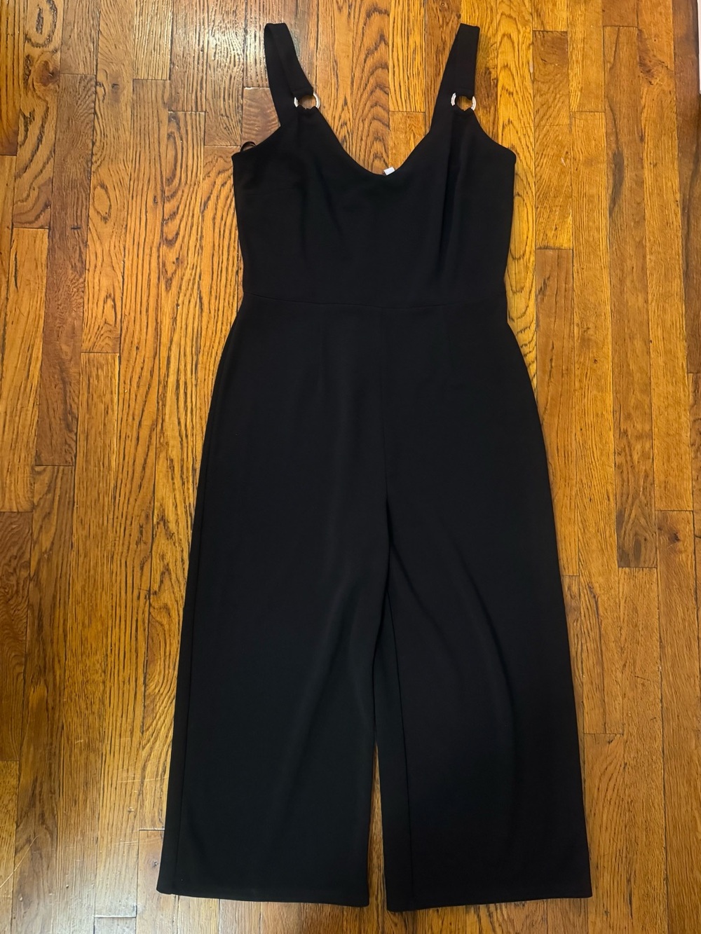 Bar III Black cropped Wide-Leg Ring-Detail Jumpsuit